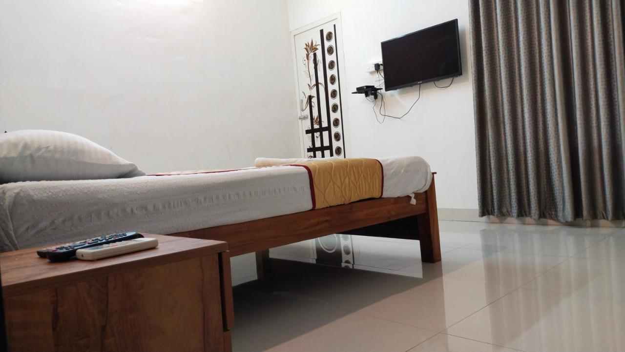كولاّم Ripples Service Villas المظهر الخارجي الصورة