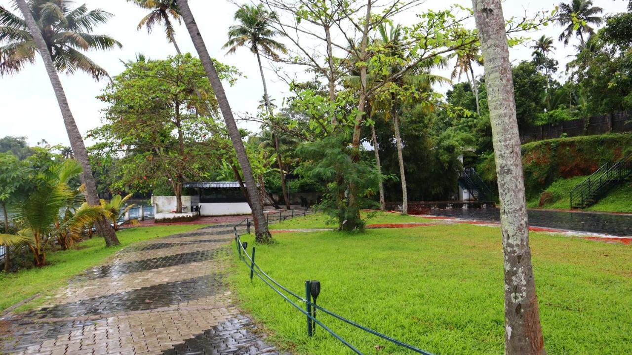 كولاّم Ripples Service Villas المظهر الخارجي الصورة